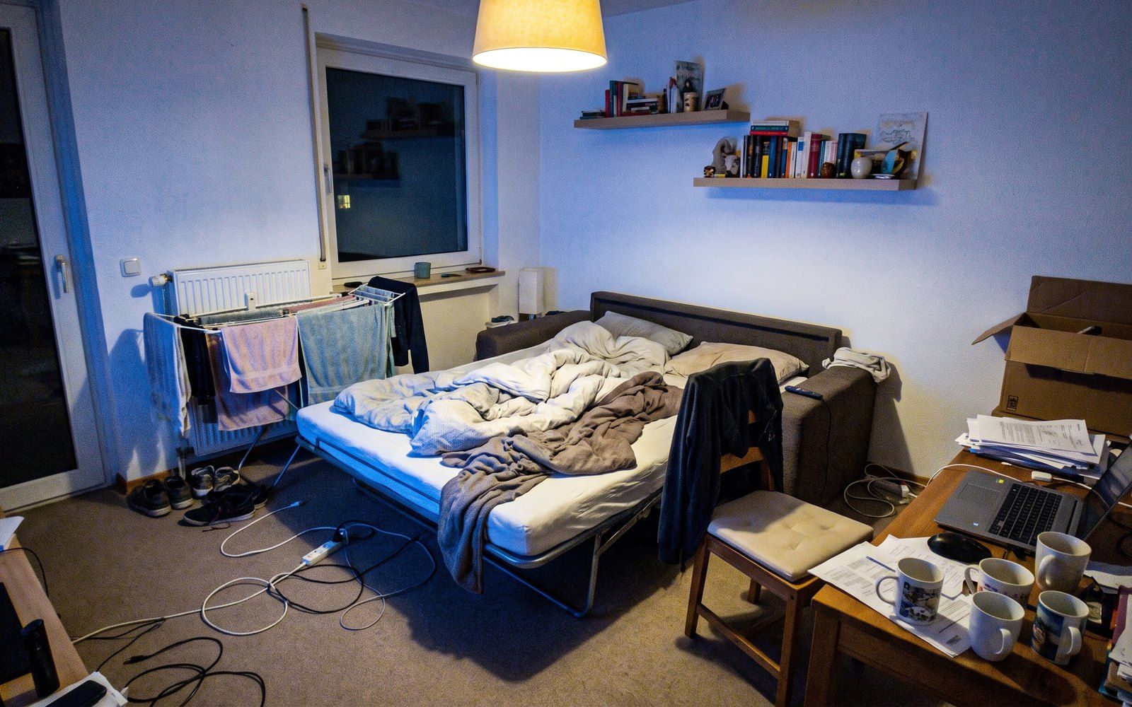 Bewohnter Raum vor der Bildbearbeitung