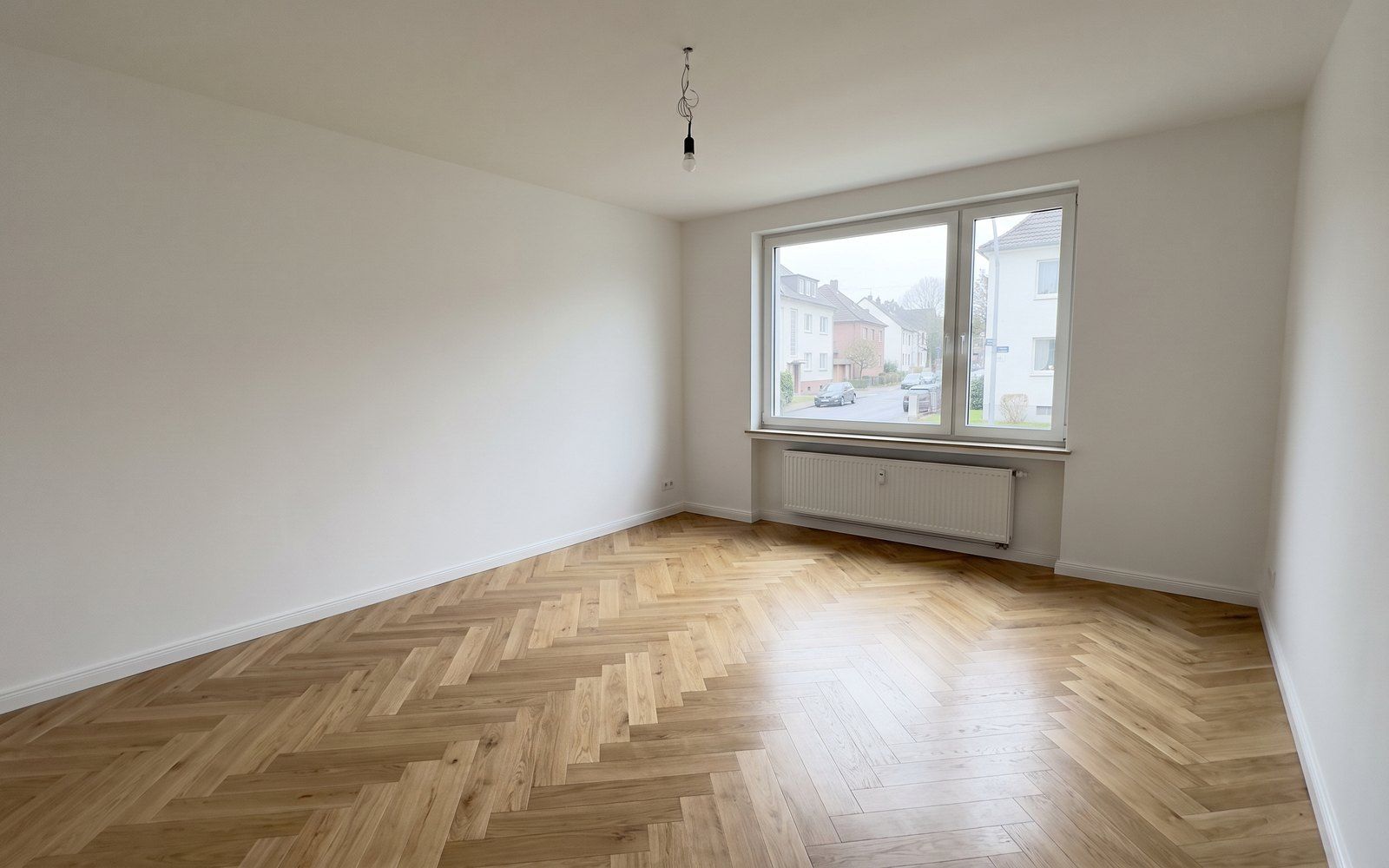 Leerer Raum vor dem Virtual Staging